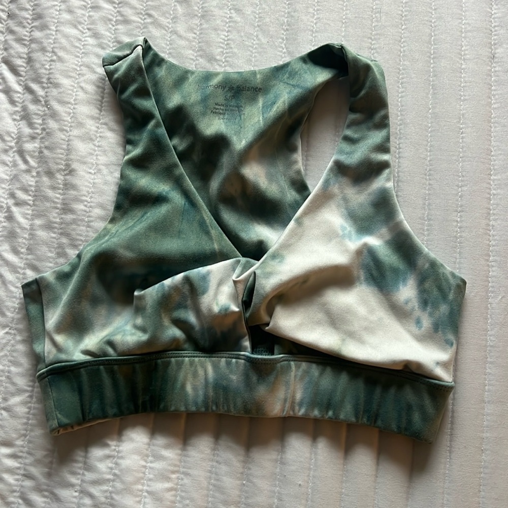 Sports bra